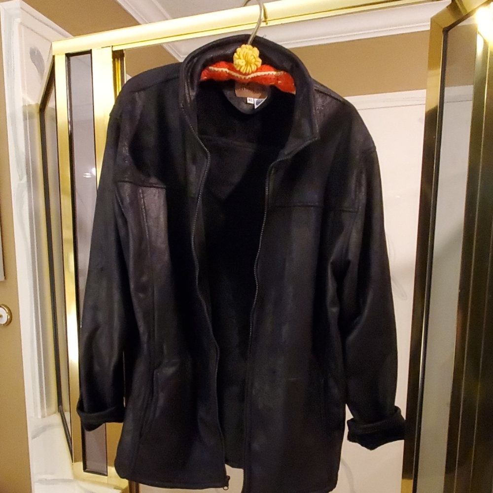Beautiful black suede leather jacket, women's XL,